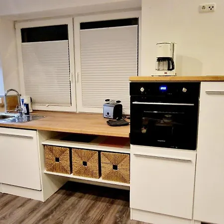 Strandallee 10 Apartment *