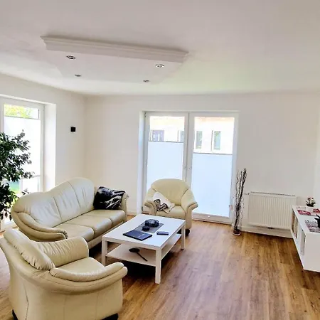 Appartement Strandallee 10 *